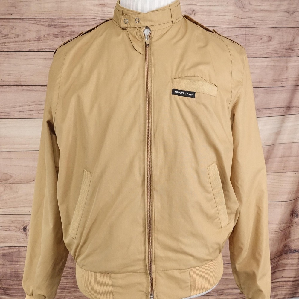 Members Only Jacket Mens 42 Beige Bomber‎ Full Zip Collared Pockets VTG